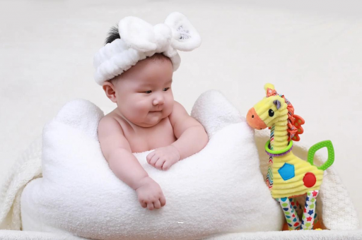 许昌宝宝几个月翻身